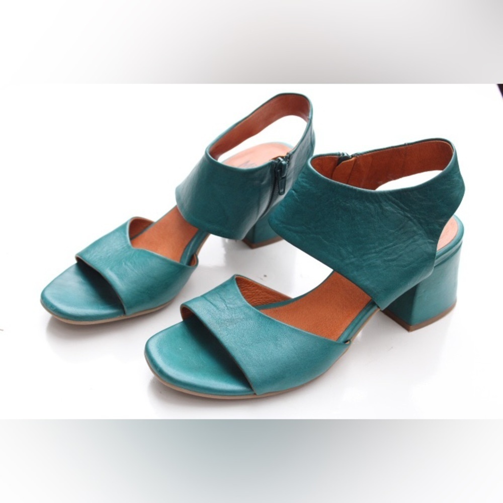 Miz Mooz Bonett sandals